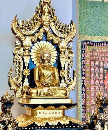 500 BUDDHA နှင့် ပုလ္လင်